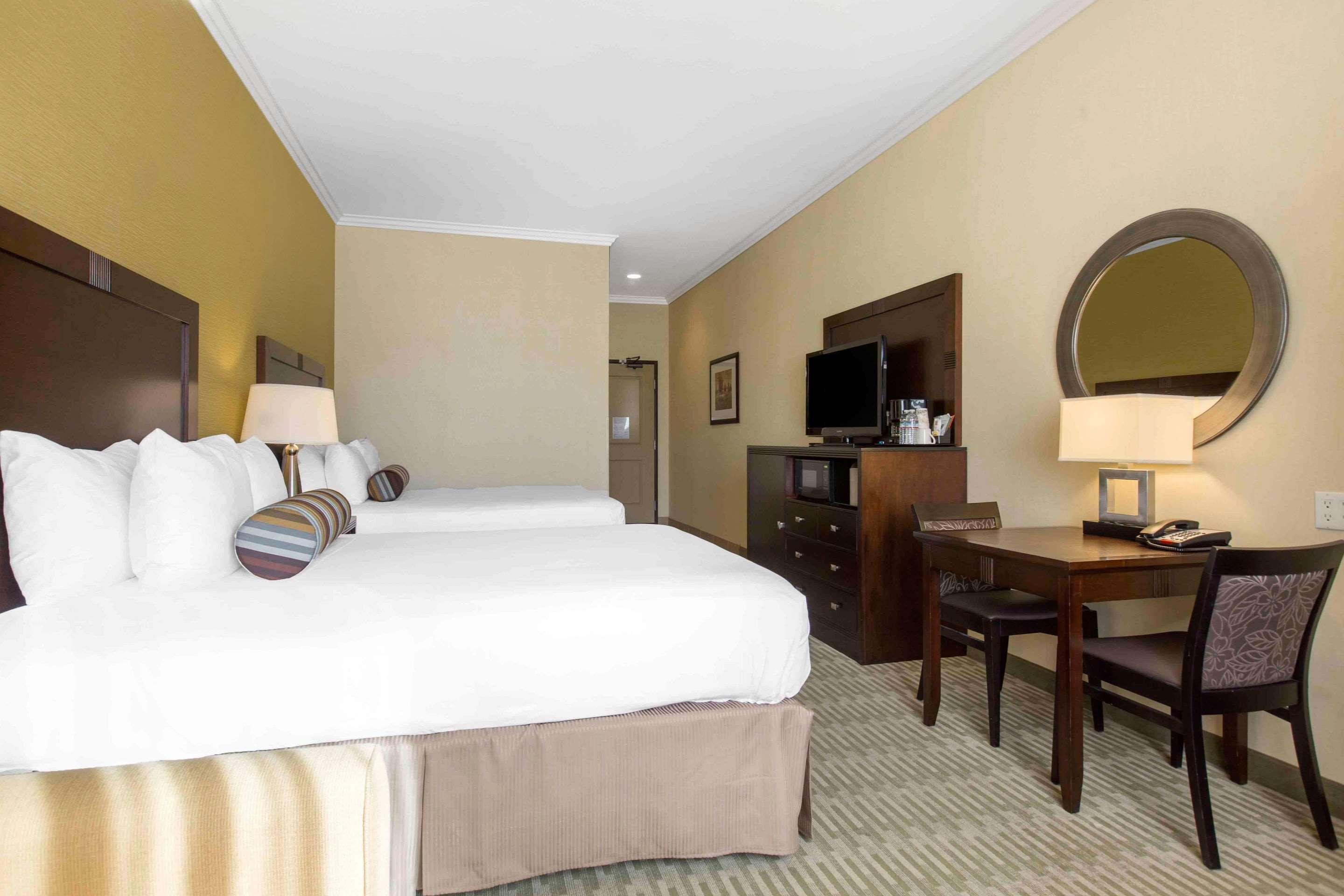 Hotel The Oaks & Paso Robles